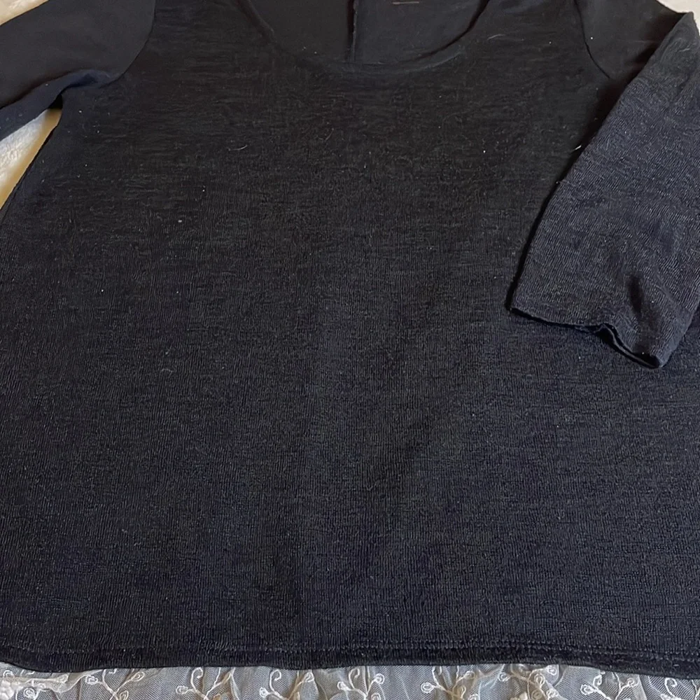 Arizona Jean Co. Black Long Sleeve with Lace Detail size M - Picture 3 of 9